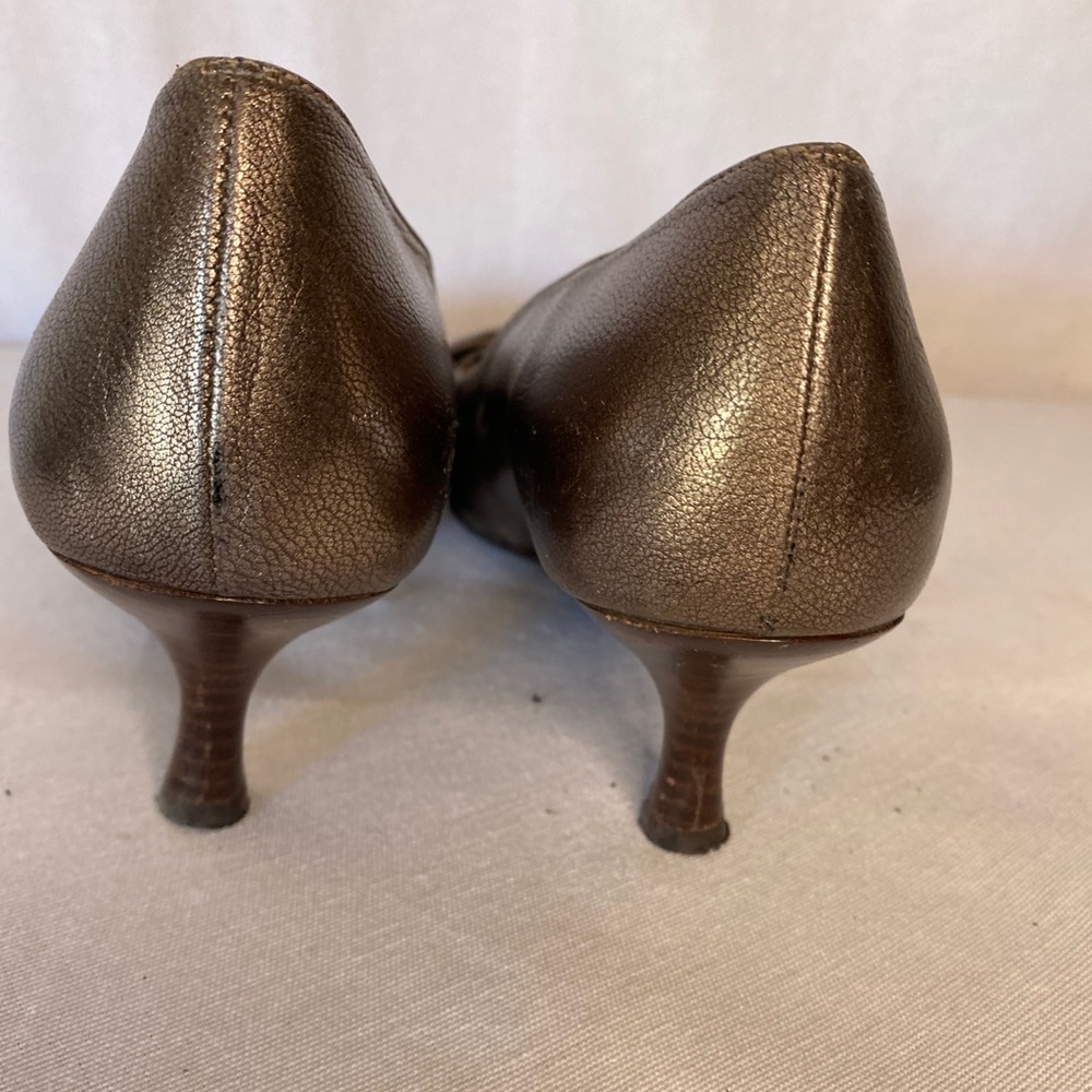 Stuart Weitzman Pump - image 4